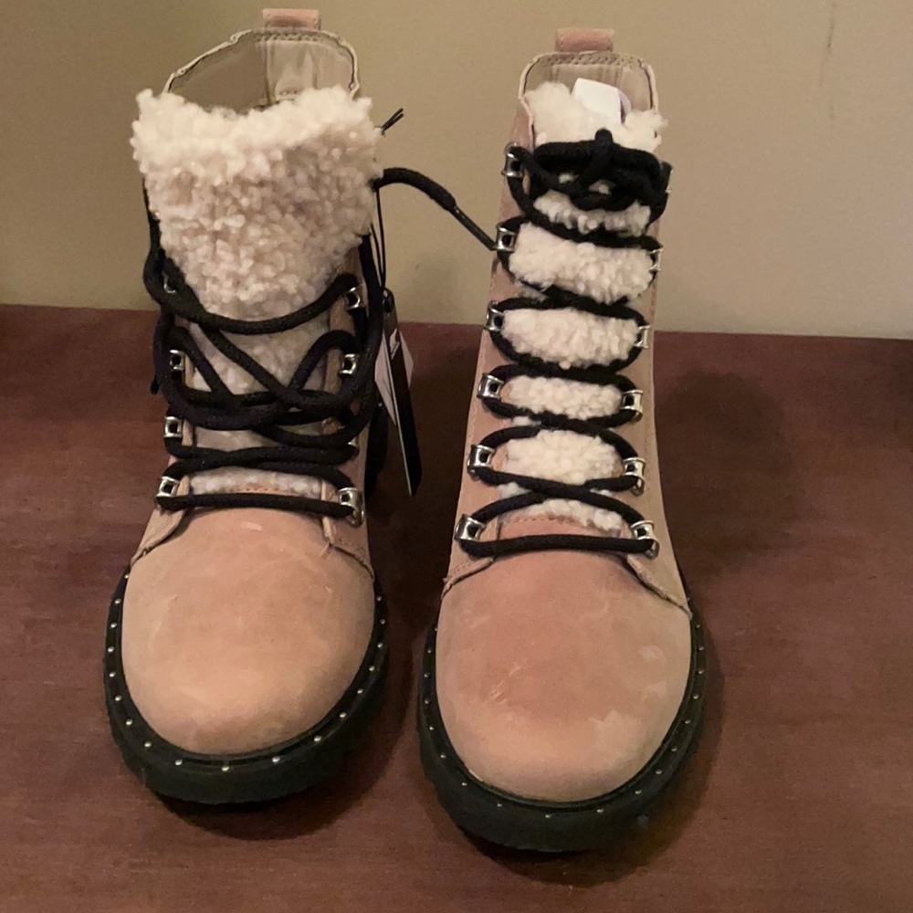 SOREL combat boot